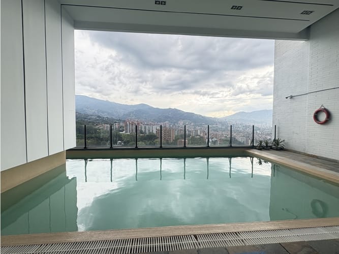 Apartamento de 1 alcoba en arriendo en San Lucas, Medellín, 86 m² · foto 16 de 20