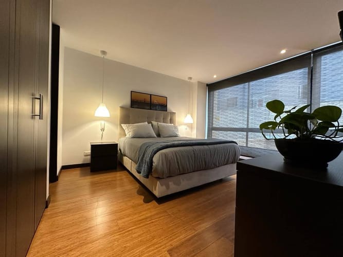 Apartamento de 1 alcoba en arriendo en Chicó Navarra, Bogotá, 54 m² · foto 8 de 16