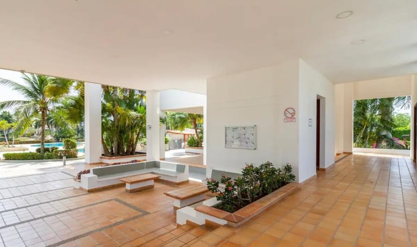 Apartamento de 2 alcobas en venta en Condominio Laguna Club, Cartagena, 134 m² · foto 23 de 24
