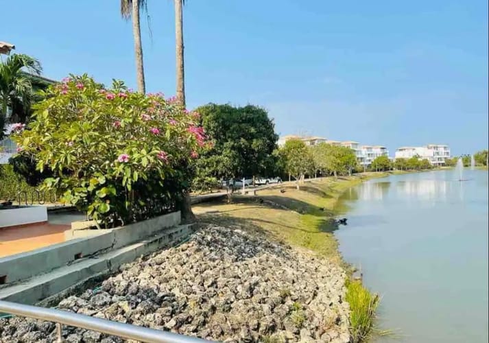 Apartamento de 2 alcobas en venta en Condominio Laguna Club, Cartagena, 134 m² · foto 19 de 24