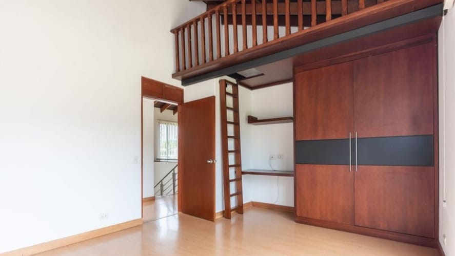 Casa de 4 alcobas en venta en Casa Blanca, Bogotá, 300 m² · foto 10 de 14