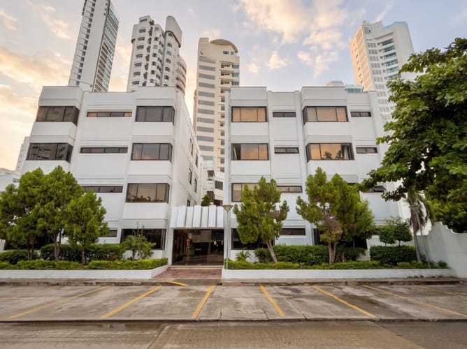 Apartamento de 3 alcobas en venta en Bocagrande, Cartagena, 139 m² · foto 23 de 23