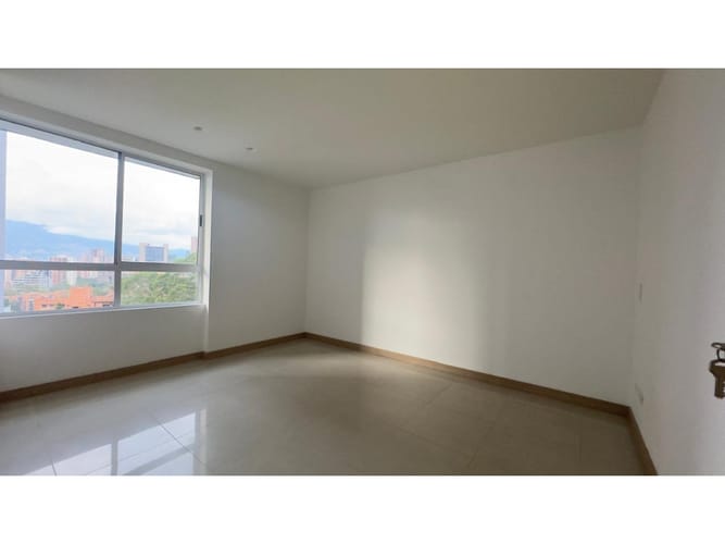 Apartamento de 3 alcobas en venta en La Florida, Medellín, 99 m² · foto 8 de 22