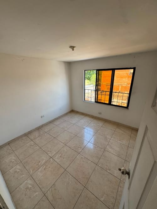 Apartamento de 3 alcobas en arriendo en Vallado, Cali, 50 m² · foto 3 de 9