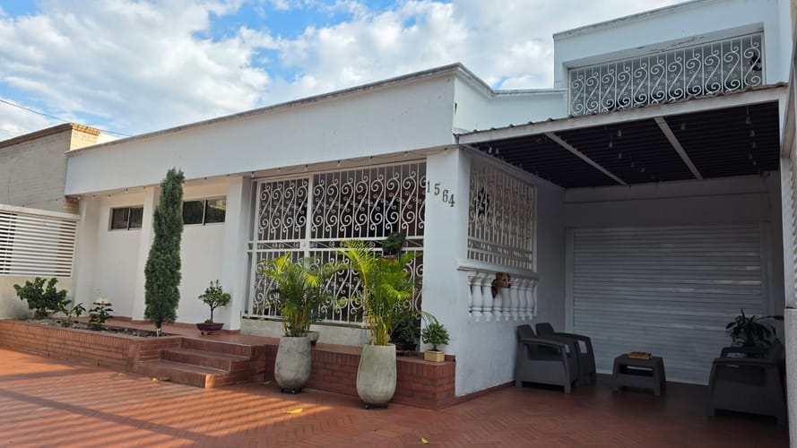 Casa de 4 alcobas en venta en Ciudad Jardin, Cali, 650 m² · foto 20 de 21