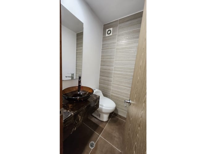 Apartamento de 3 alcobas en venta en Ciudad Salitre Occidental, Bogotá, 150 m² · foto 14 de 24