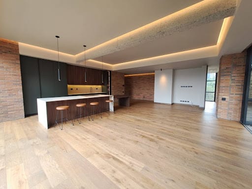 Apartamento de 3 alcobas en arriendo en Lalinde, Medellín, 302 m² · foto 12 de 24