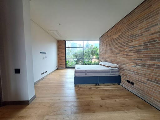Apartamento de 3 alcobas en arriendo en Lalinde, Medellín, 302 m² · foto 22 de 24