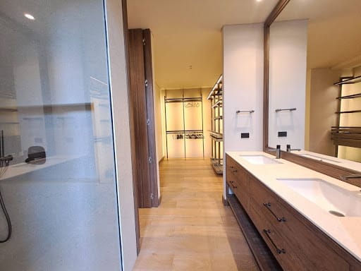 Apartamento de 3 alcobas en arriendo en Lalinde, Medellín, 302 m² · foto 24 de 24