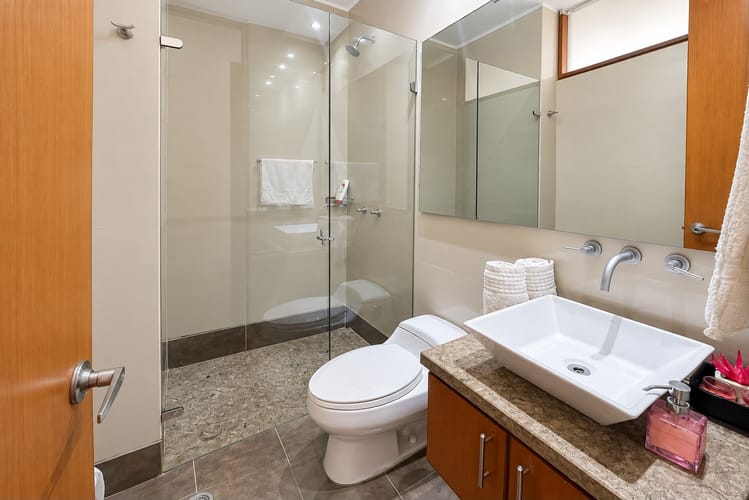 Apartamento de 3 alcobas en arriendo en Los Rosales, Bogotá, 200 m² · foto 19 de 19