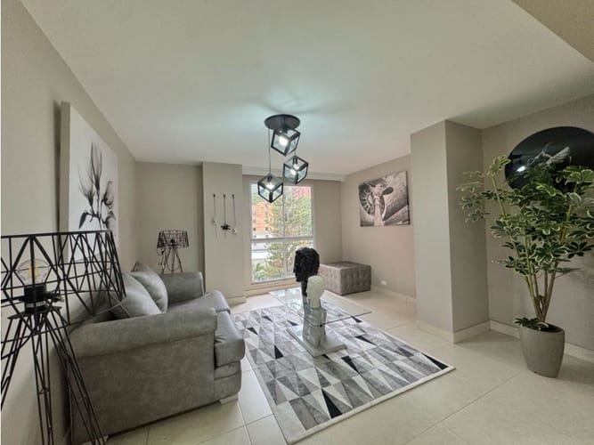Apartamento de 3 alcobas en venta en Alejandria, Medellín, 200 m² · foto 5 de 18