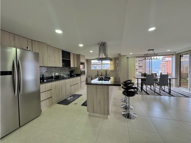 Apartamento de 3 alcobas en venta en Alejandria, Medellín, 200 m² · foto 9 de 18