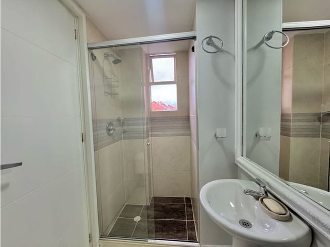 Apartamento de 3 alcobas en venta en Alejandria, Medellín, 200 m² · foto 16 de 18