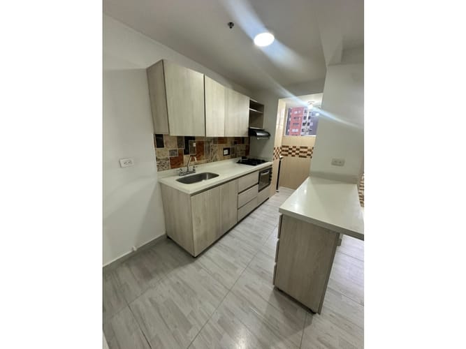 Apartamento de 3 alcobas en venta en Bucaros, Bello, 63 m² · foto 6 de 16