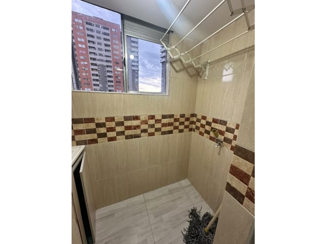Apartamento de 3 alcobas en venta en Bucaros, Bello, 63 m² · foto 4 de 16