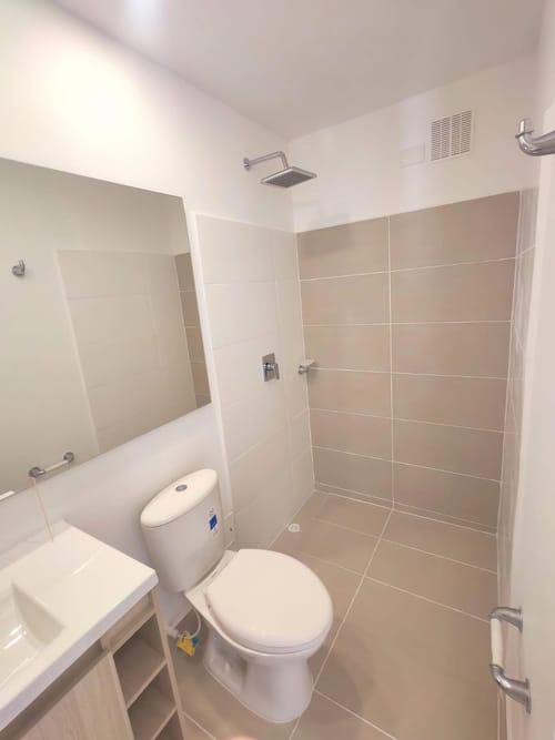 Apartamento de 2 alcobas en venta en Serena Del Mar, Cartagena, 85 m² · foto 7 de 11
