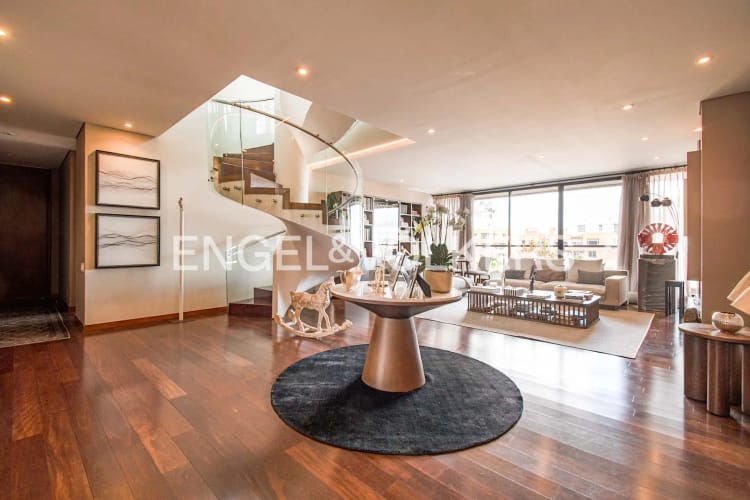 Apartamento de 3 alcobas en venta en Los Rosales, Bogotá, 309 m² · foto 6 de 24