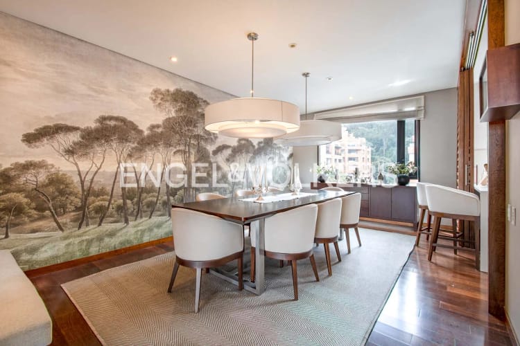 Apartamento de 3 alcobas en venta en Los Rosales, Bogotá, 309 m² · foto 4 de 24