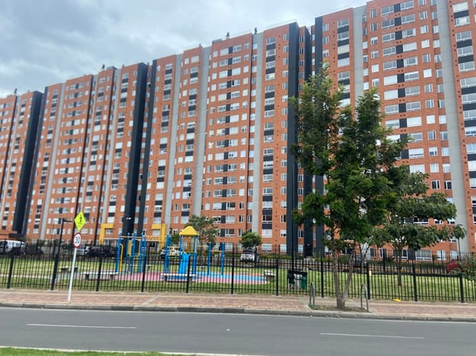 Apartamento de 2 alcobas en venta en Fontibon, Bogotá, 42 m² · foto 18 de 19