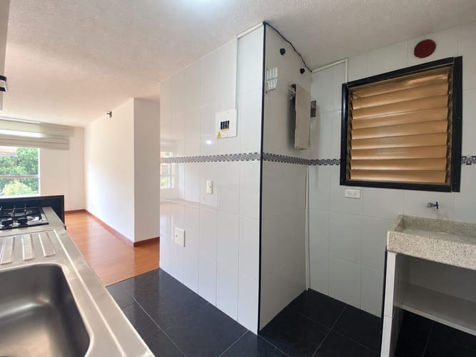 Apartamento de 3 alcobas en arriendo en Porvenir, Bogotá, 50 m² · foto 8 de 9