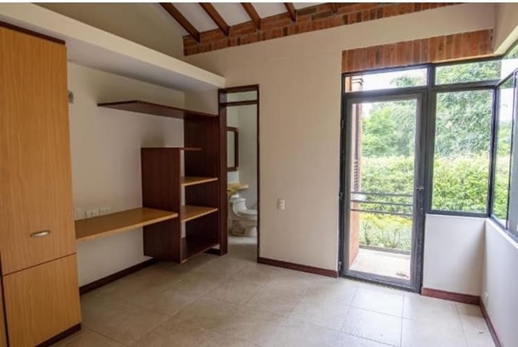 Casa de 3 alcobas en venta en Cerritos, Pereira, 1000 m² · foto 12 de 15