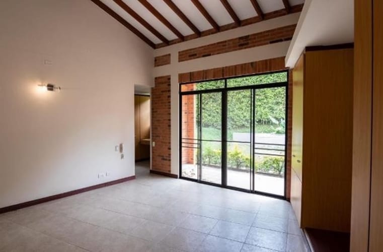 Casa de 3 alcobas en venta en Cerritos, Pereira, 1000 m² · foto 9 de 15