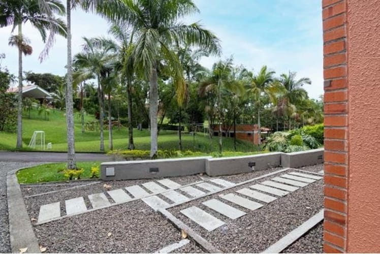 Casa de 3 alcobas en venta en Cerritos, Pereira, 1000 m² · foto 6 de 15