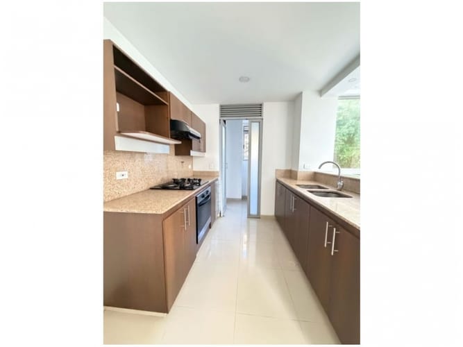Apartamento de 2 alcobas en venta en El Tesoro, Medellín, 125 m² · foto 8 de 15