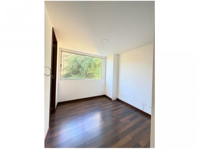 Apartamento de 2 alcobas en venta en El Tesoro, Medellín, 125 m² · foto 9 de 15