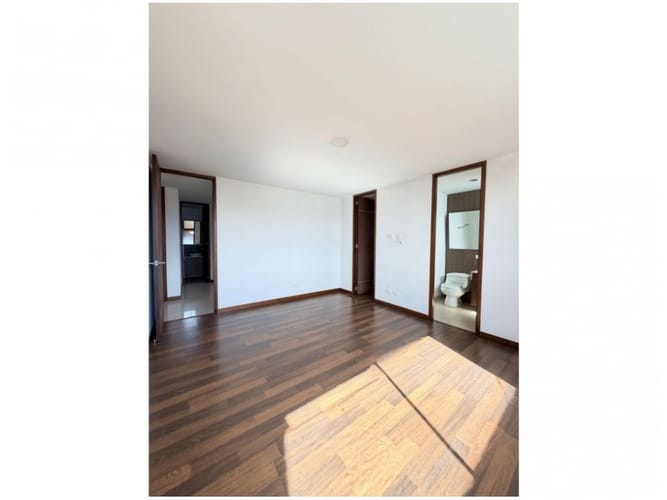 Apartamento de 2 alcobas en venta en El Tesoro, Medellín, 125 m² · foto 10 de 15