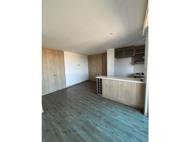 Apartamento de 2 alcobas en venta en Centro, Rionegro, 68 m² · foto 4 de 13