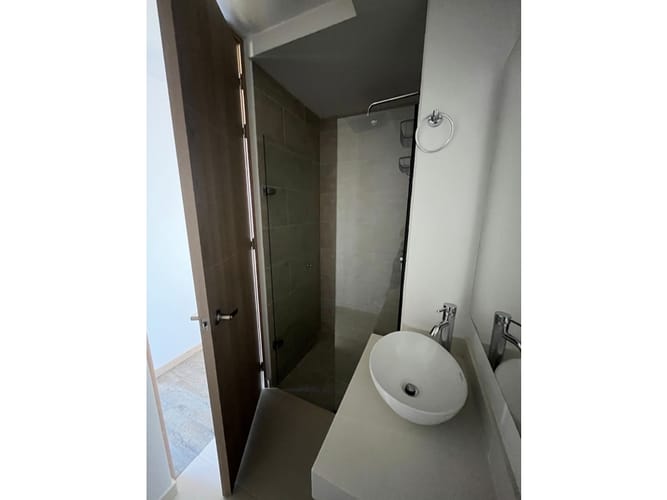 Apartamento de 2 alcobas en venta en Centro, Rionegro, 68 m² · foto 7 de 13
