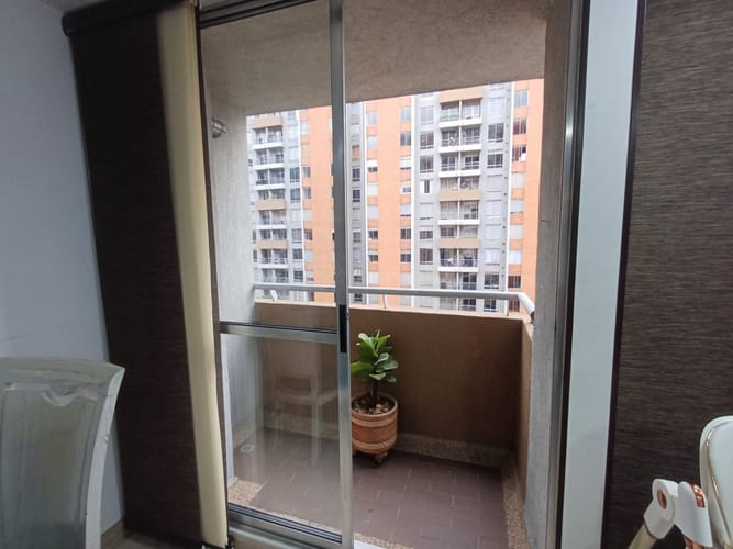 Apartamento de 3 alcobas en venta en Castilla, Bogotá, 62 m² · foto 2 de 24