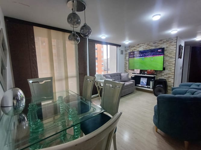 Apartamento de 3 alcobas en venta en Castilla, Bogotá, 62 m² · foto 3 de 24