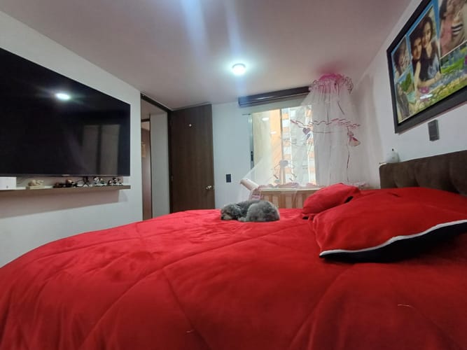 Apartamento de 3 alcobas en venta en Castilla, Bogotá, 62 m² · foto 16 de 24