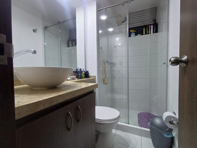 Apartamento de 3 alcobas en venta en Castilla, Bogotá, 62 m² · foto 18 de 24