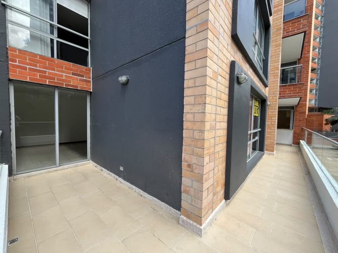 Apartamento de 3 alcobas en arriendo en Loma De Las Brujas, Envigado, 130 m² · foto 7 de 16