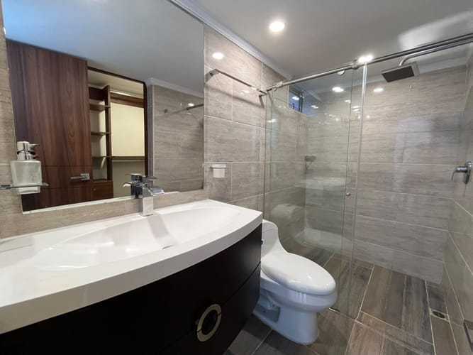 Apartamento de 3 alcobas en arriendo en Loma De Las Brujas, Envigado, 130 m² · foto 15 de 16