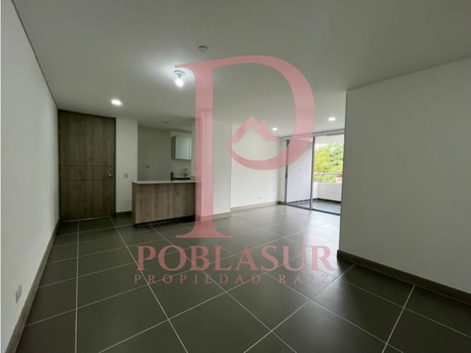 Apartamento de 3 alcobas en arriendo en La Abadia, Envigado, 98 m² · foto 2 de 24