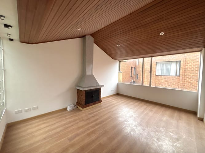 Apartamento de 2 alcobas en venta en Santa Barbara Central, Bogotá, 68 m² · foto 6 de 17
