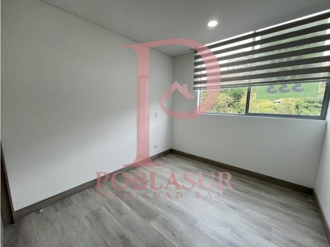 Apartamento de 3 alcobas en arriendo en La Abadia, Envigado, 98 m² · foto 13 de 24