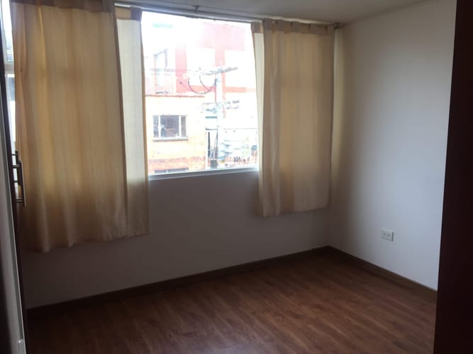 Apartaestudio en arriendo en La Macarena, Bogotá, 23 m² · foto 6 de 9