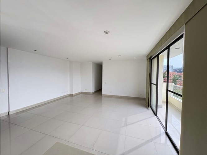 Apartamento de 3 alcobas en venta en Alejandria, Medellín, 115 m² · foto 3 de 9