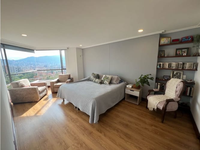 Apartamento de 3 alcobas en venta en San Lucas, Medellín, 148 m² · foto 11 de 17