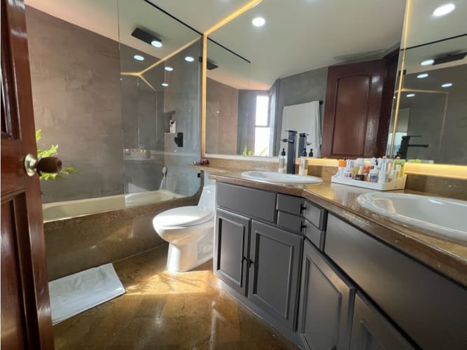 Apartamento de 3 alcobas en venta en San Lucas, Medellín, 148 m² · foto 12 de 17