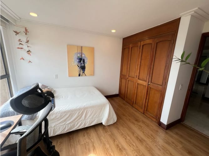 Apartamento de 3 alcobas en venta en San Lucas, Medellín, 148 m² · foto 13 de 17