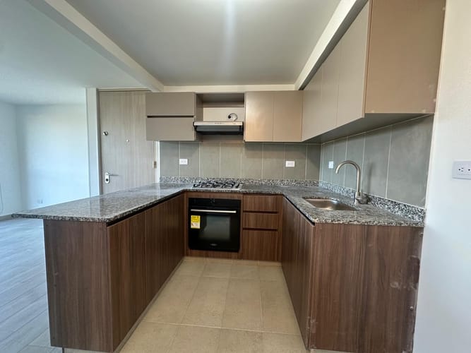 Apartamento de 3 alcobas en arriendo en San Jorge, Mosquera, 76 m² · foto 3 de 13