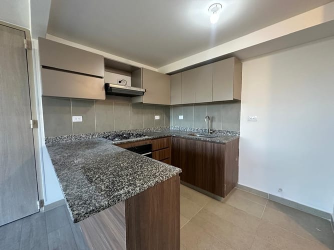 Apartamento de 3 alcobas en arriendo en San Jorge, Mosquera, 76 m² · foto 4 de 13