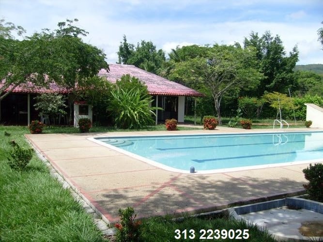 Casa de 8 alcobas en venta en Ricaurte · foto 8 de 11