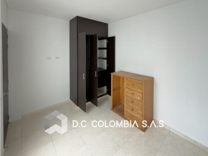 Casa de 3 alcobas en venta en Girardot, Girardot, 73 m² · foto 4 de 12